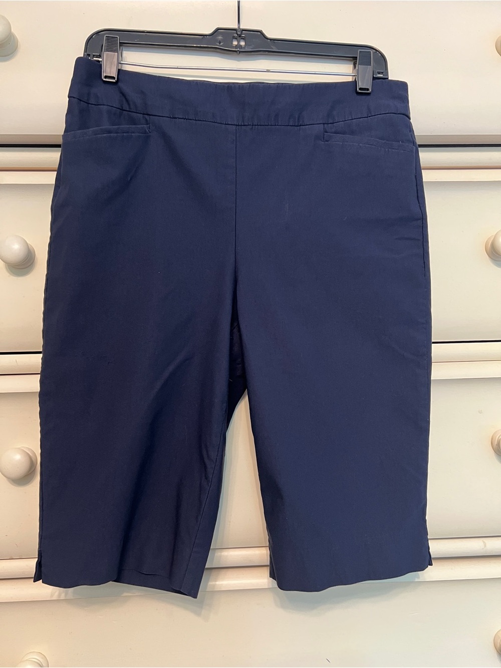 Chicos Bridgette So Slimming Women’s Navy Stretch Pull-On Shorts